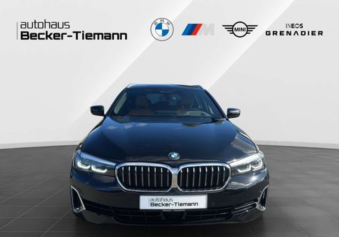 BMW 520, 2022