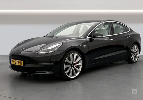 Tesla Model 3, 2019