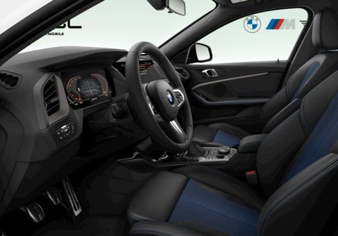 BMW 118, 2023