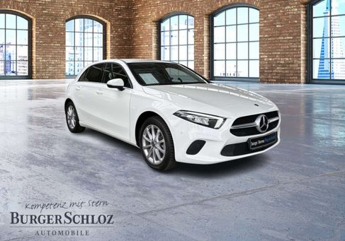 Mercedes-Benz A 250, 2021