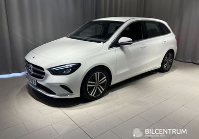 Mercedes-Benz B 200, 2022