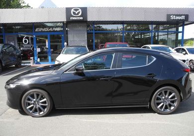 Mazda 3, 2023