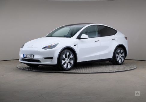 Tesla Model Y, 2021