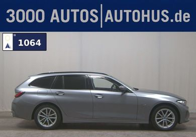 BMW 330, 2023