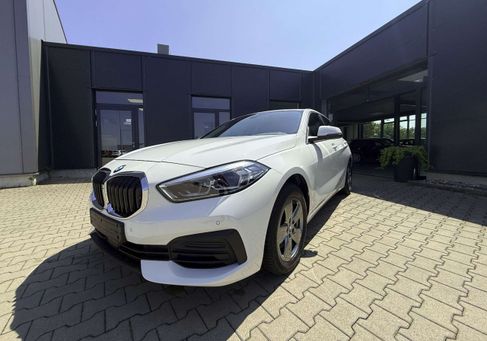 BMW 118, 2024