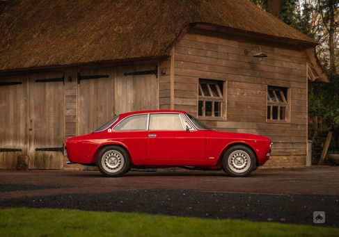 Alfa Romeo GTV, 1971