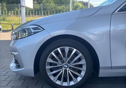 BMW 118, 2021