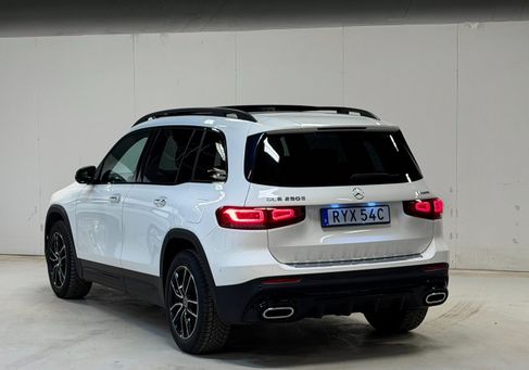 Mercedes-Benz GLB 250, 2020