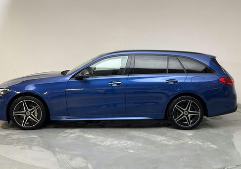 Mercedes-Benz C 300, 2022