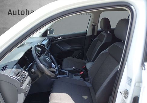 Volkswagen T-Cross, 2019