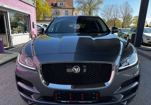 Jaguar F-Pace, 2019
