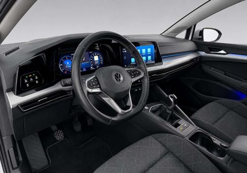Volkswagen Golf, 2023