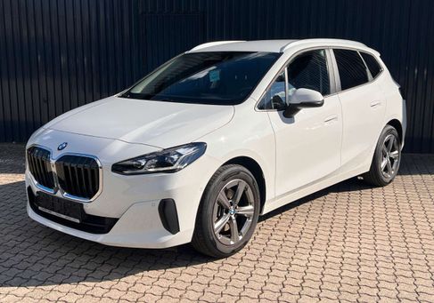BMW 218, 2025