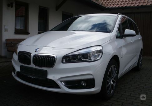 BMW 220, 2017