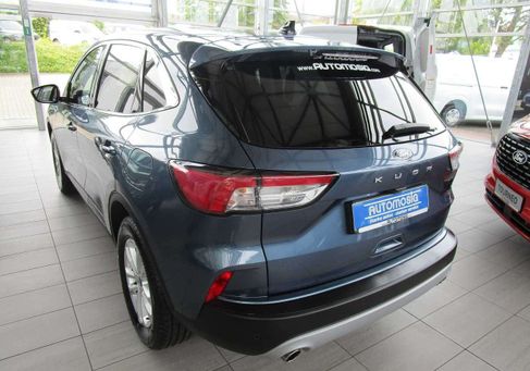 Ford Kuga, 2021