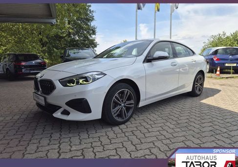 BMW 218, 2022