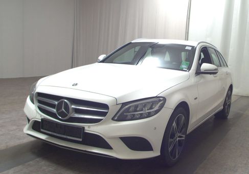 Mercedes-Benz C 300, 2020