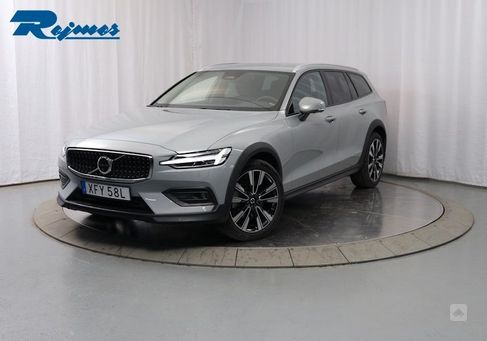Volvo V60 Cross Country, 2024
