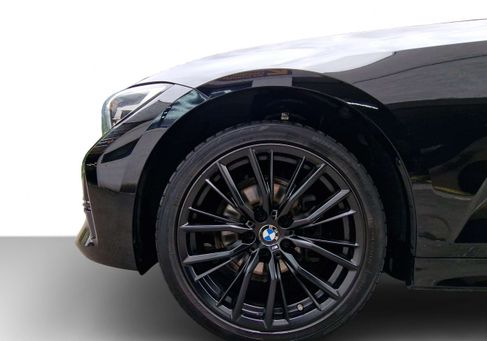 BMW 318, 2021