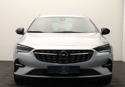 Opel Insignia, 2022 3