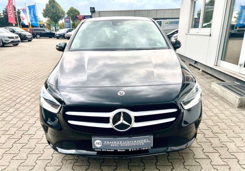 Mercedes-Benz B 250, 2021