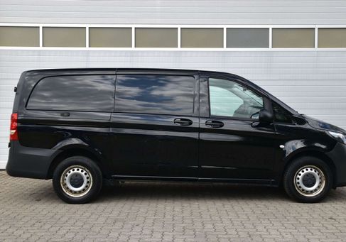 Mercedes-Benz Vito, 2022