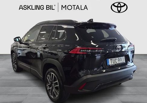 Toyota Corolla Cross, 2025 3
