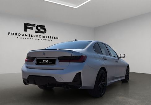 BMW 330, 2023