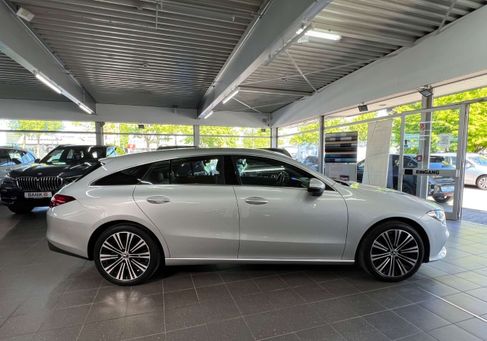 Mercedes-Benz CLA 200, 2021