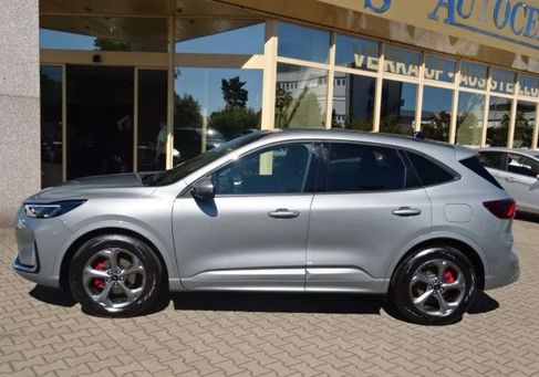 Ford Kuga, 2025