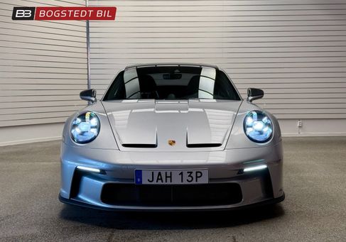 Porsche, 2023