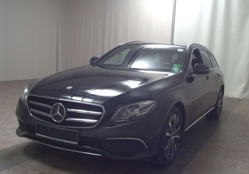 Mercedes-Benz E 300, 2020 2
