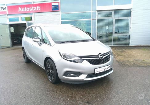 Opel Zafira, 2017