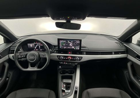 Audi A4, 2022