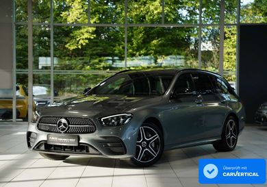 Mercedes-Benz E 300, 2022