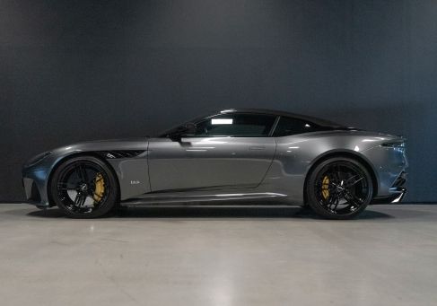 Aston Martin DBS, 2023