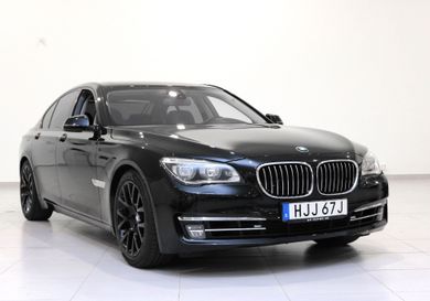 BMW 760, 2013