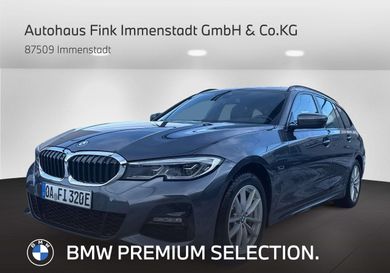 BMW 330, 2022
