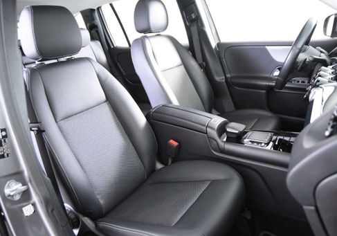 Mercedes-Benz GLB 200, 2021