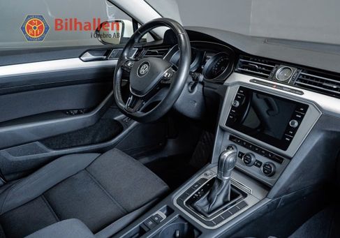 Volkswagen Passat Variant, 2018 3