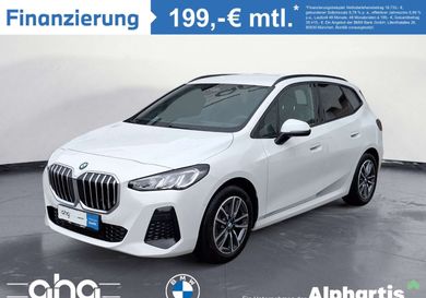 BMW 220, 2025