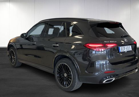 Mercedes-Benz GLC 300, 2026