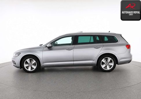 Volkswagen Passat, 2023