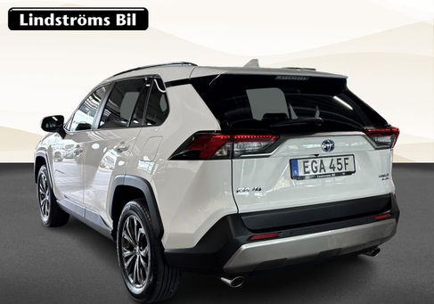 Toyota RAV 4, 2024 3