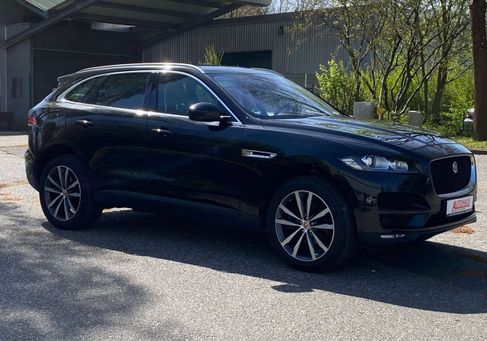 Jaguar F-Pace, 2017