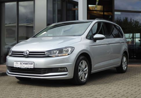 Volkswagen Touran, 2022