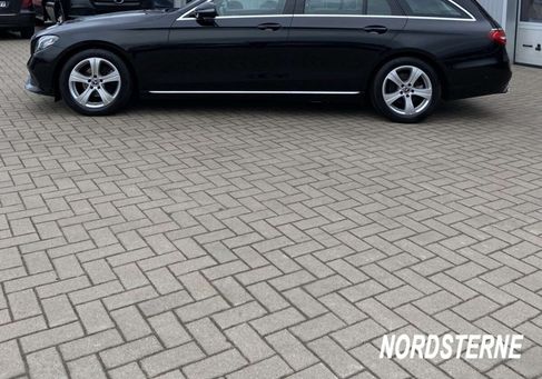 Mercedes-Benz E 200, 2018 3