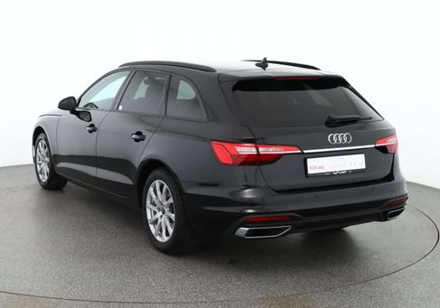 Audi A4, 2022