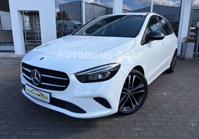 Mercedes-Benz B 180, 2020