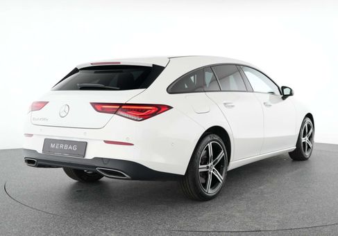Mercedes-Benz CLA 250, 2022 3